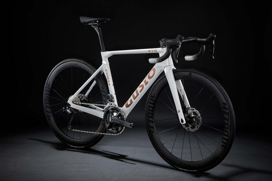 Gusto Cobra EVO -  SPORT TE - 105 Di2