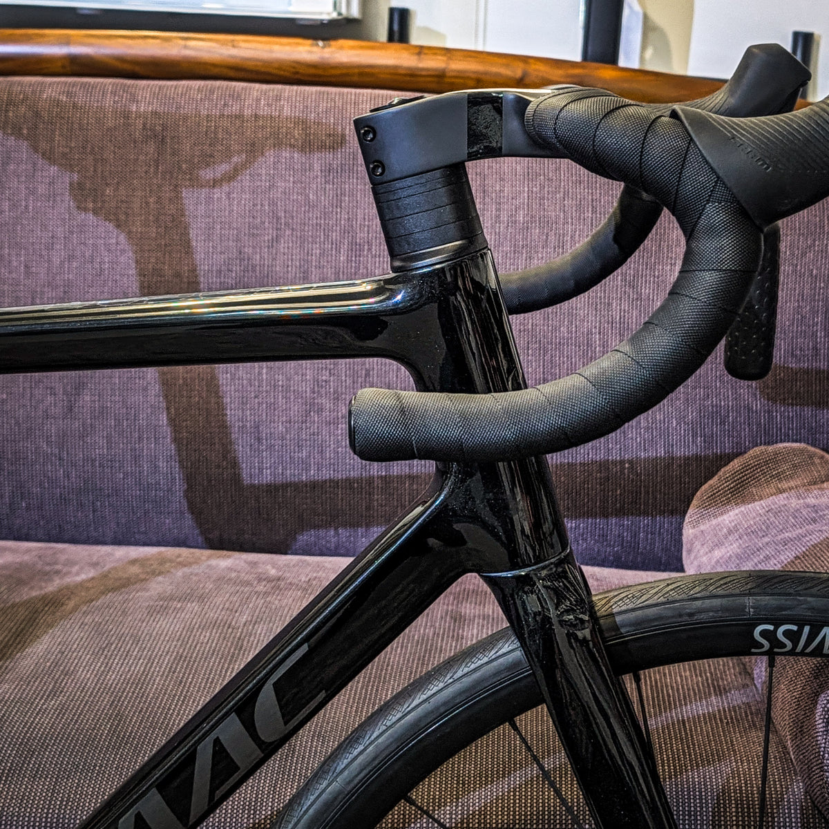 Isaac Boson - Black - Sram Rival XPLR + powermeter