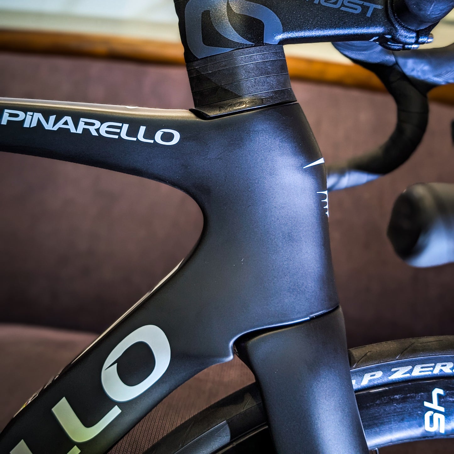 Pinarello F9 - Custom Build - Ultegra Di2/ ENVE - maat 54.5