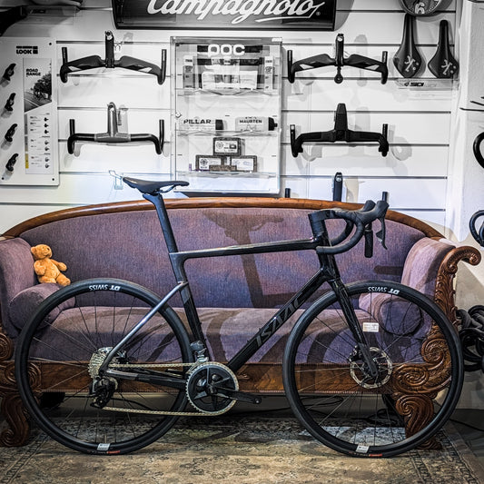 Isaac Boson - Black - Sram Rival XPLR + powermeter